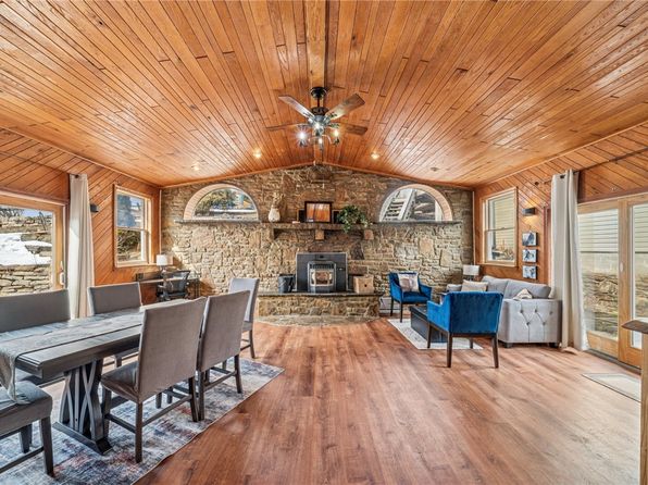 21 Ritenour Ridge Rd, Champion, PA 15622