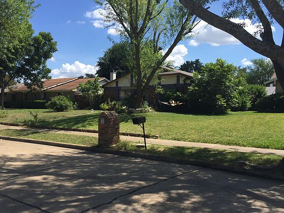 3rd image of 1804 Angelina Dr