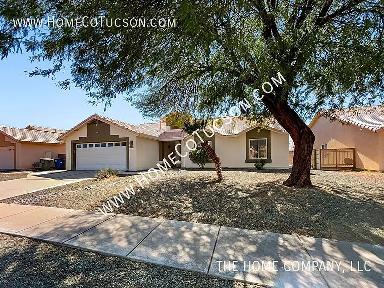 9232 E Big Sky Ln — Photo 2