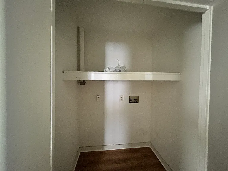 901 E 29th Ave #1 — Photo 4