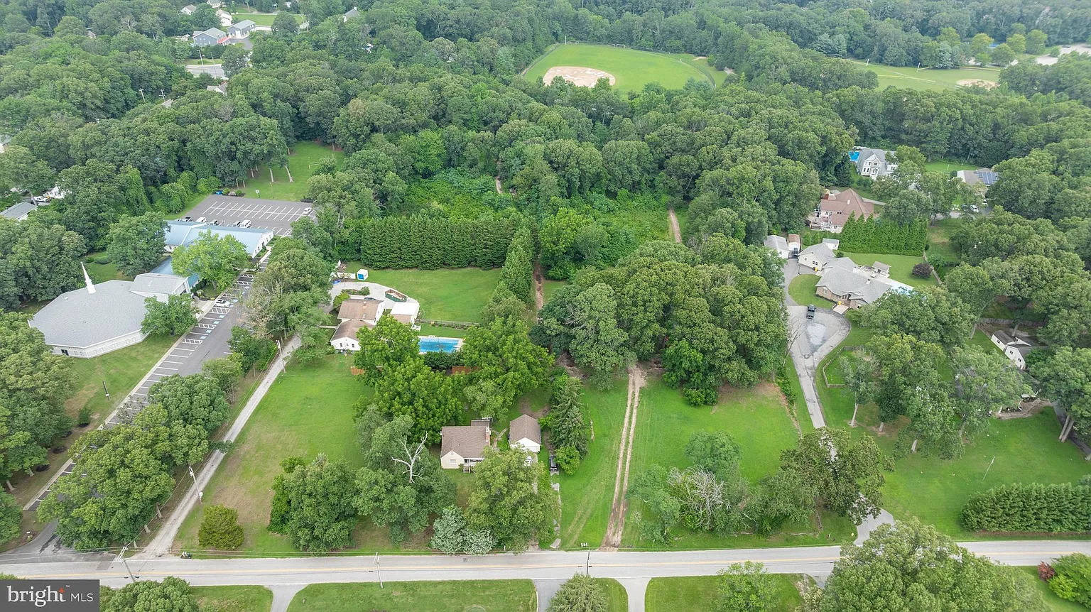 304 W Pasadena Rd photo 1