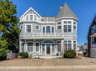 18 7th Ave, Seaside Park, NJ 08752