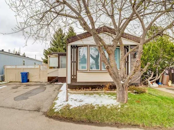 6724 17th Ave SE #162, Calgary, AB T2A 0W5