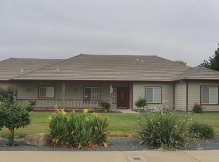832 E Poplar Ave, Porterville, CA