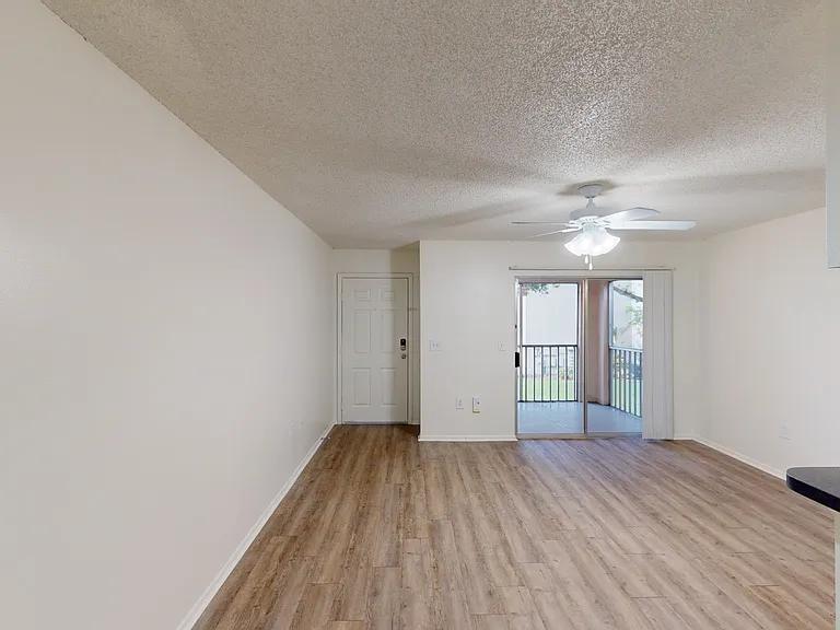 Lakewood Place — Photo 58