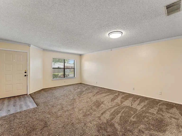 6863 Cypress Mist Dr — Photo 4