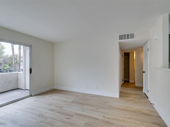 4th image of 5140 Mandalay Springs Dr Unit 203