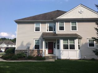 22 Indian Field Dr, Hamburg, NJ 07419
