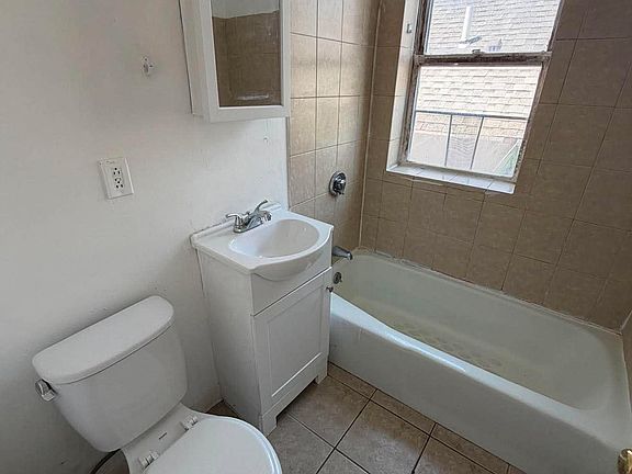 4th image of 366 Centre St APT 9