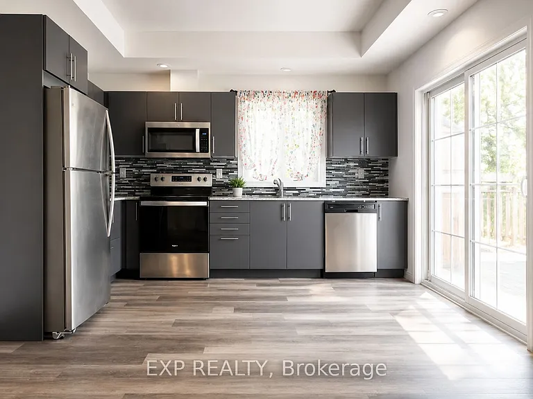 205 W Oak Trl #40 — Photo 2