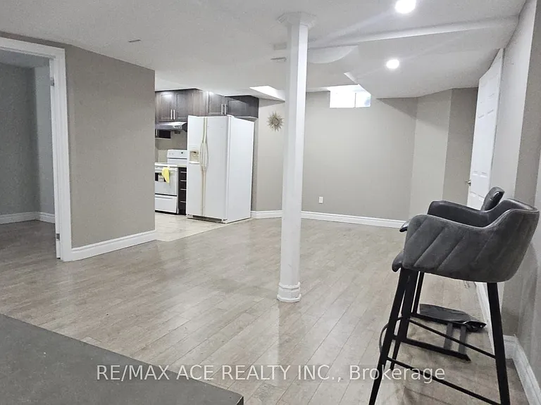 14 Kentview Cres #BASEMENT — Photo 9