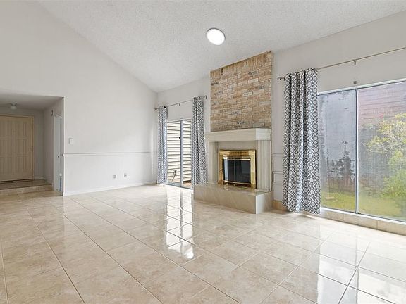 4th image of 6538 Grandvale Dr