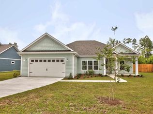 28 London Cir, Crawfordville, FL 32327