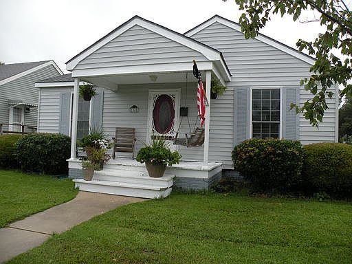1st image of 1500 Evans St