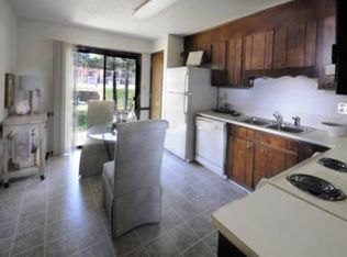 458 Lindsay St APT H, Kernersville, NC 27284