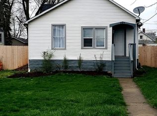 823 Virginia St, Joliet, IL 60432