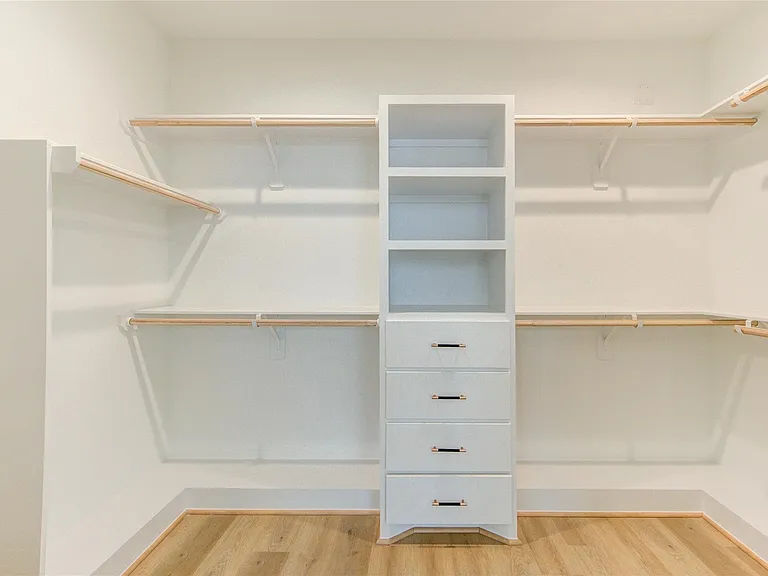 4035 Buck St — Photo 34
