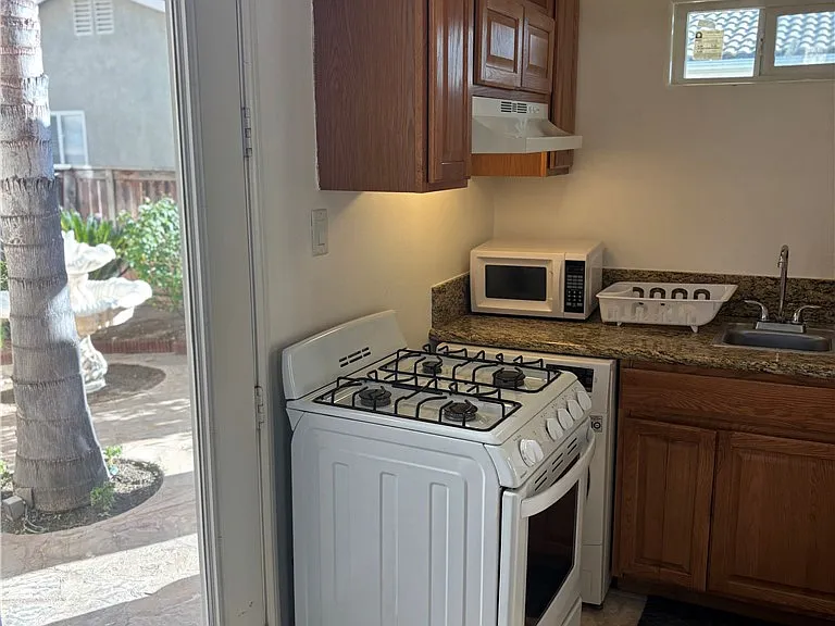 9840 Shadow Mountain Dr #9840 — Photo 8
