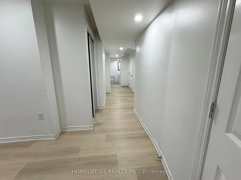 7 Bryony Rd #BASEMENT — Photo 12