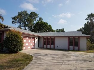 902 SE Walters Ter, Port Saint Lucie, FL 34983
