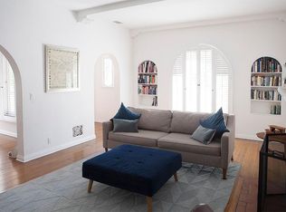 2048 Fox Hills Dr, Los Angeles, CA 90025