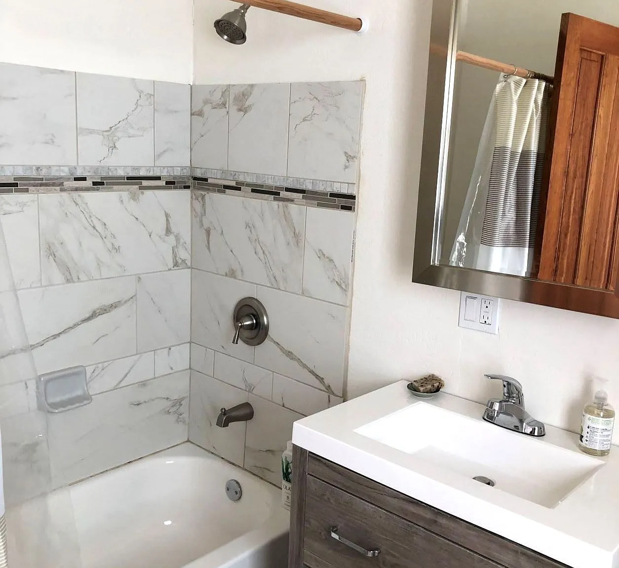 Studio, 1000 sqft, $1,250 — Photo 4