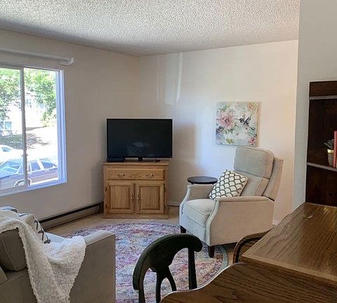 5th image of 110 S Almon St #311