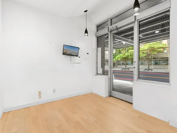 534 West 42nd Street image 1 of 4