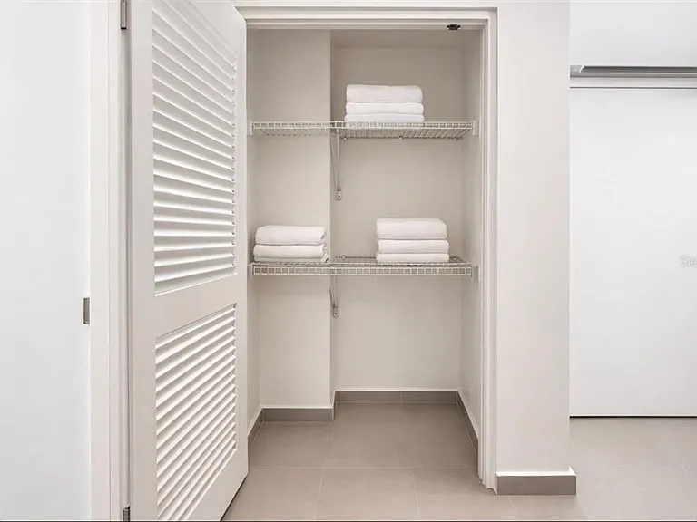 1509 Ponce De Gln — Photo 11