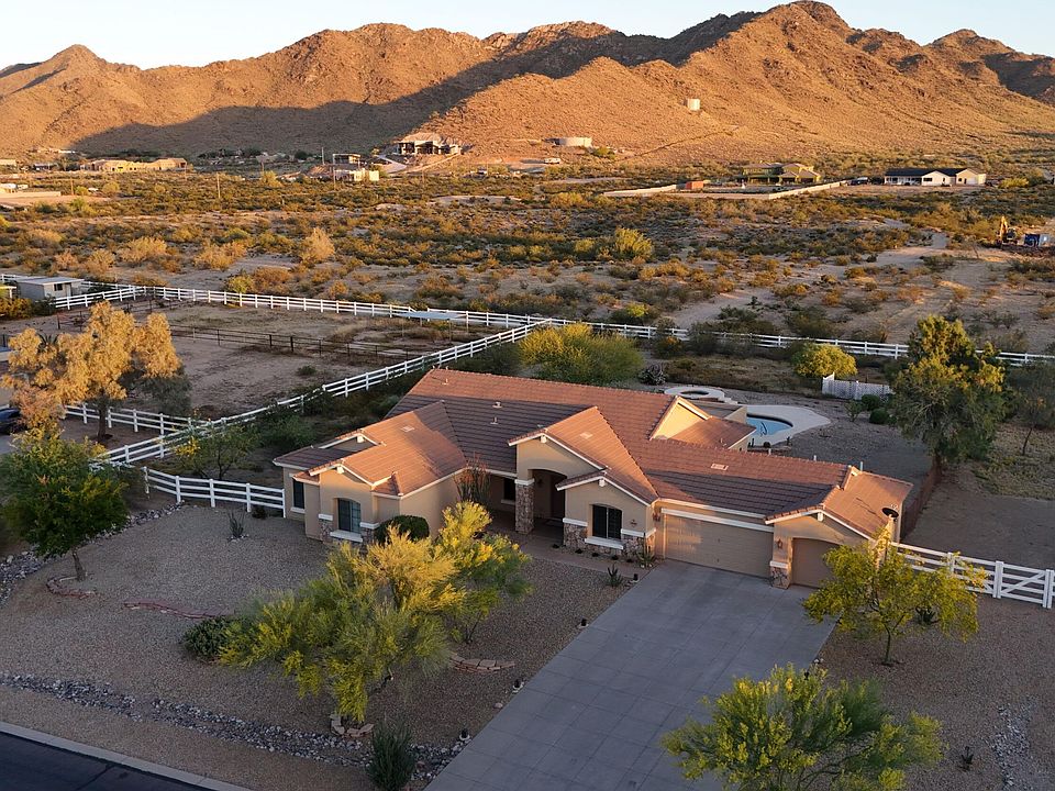 1st image of 9015 W PROSPECTOR Drive