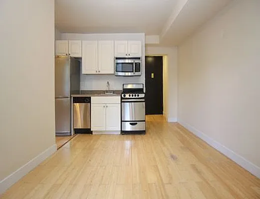 Rented by SW Queens Mezzanine | media 12