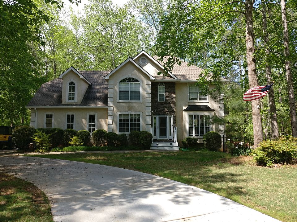 Great curb appeal