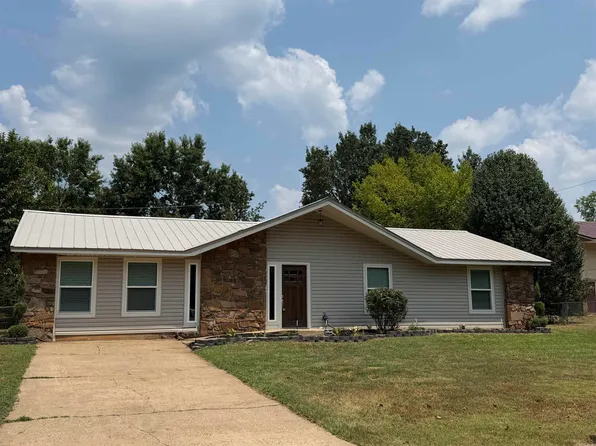 125 Shadybrook Dr, Morrilton, AR 72110