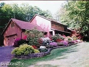 10613 Sherman Rd — Photo 2