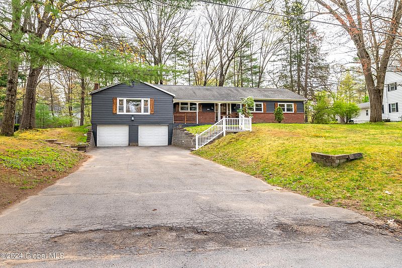 2nd image of 12 Juniper Drive