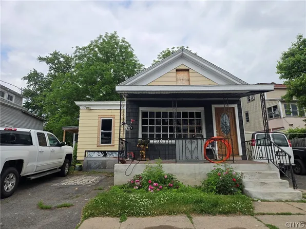 1004 Kossuth Ave, Utica, NY 13501
