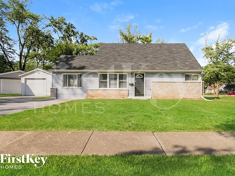 400 Watseka St — Photo 2