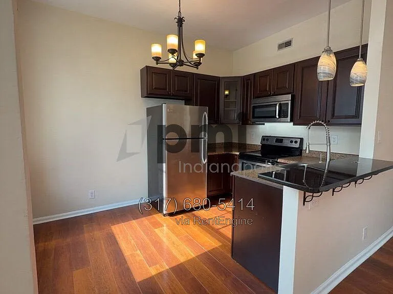 Indy Downtown Colonial Apartments — Photo 50