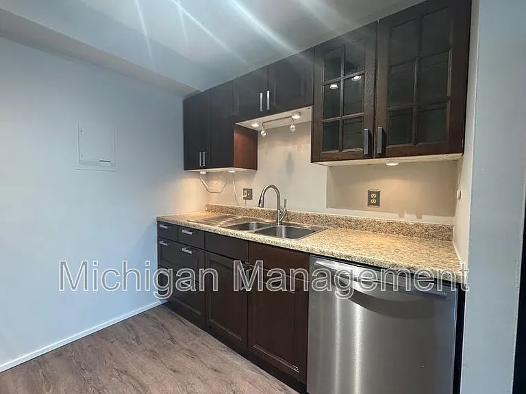 2150 Pauline Blvd #203 — Photo 8