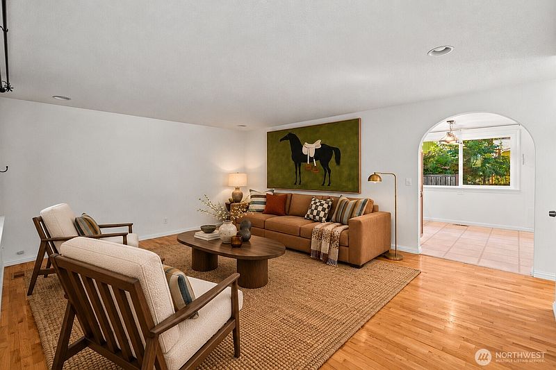 3rd image of 418 Frederick Street NE