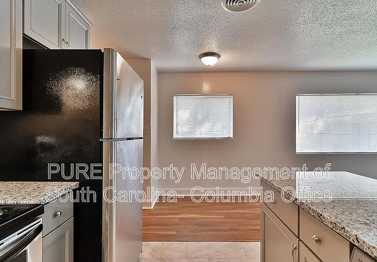 1304 Suber St #B — Photo 5