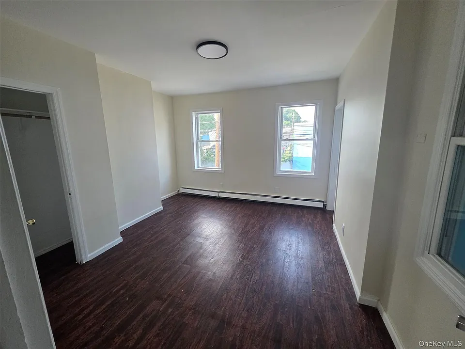 127 W Parmenter St #2