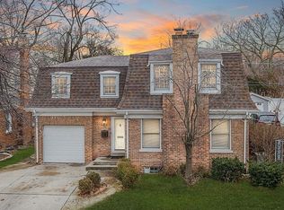 18427 Stewart Ave, Homewood, IL 60430