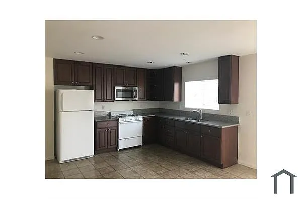 Building Photo - 4812 Avalon Blvd #4
