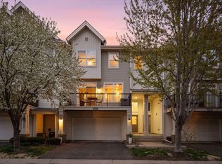 8467 Emery Pkwy N #903, Champlin, MN 55316