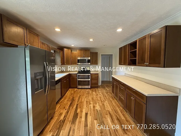 131 Hunters Way — Photo 7