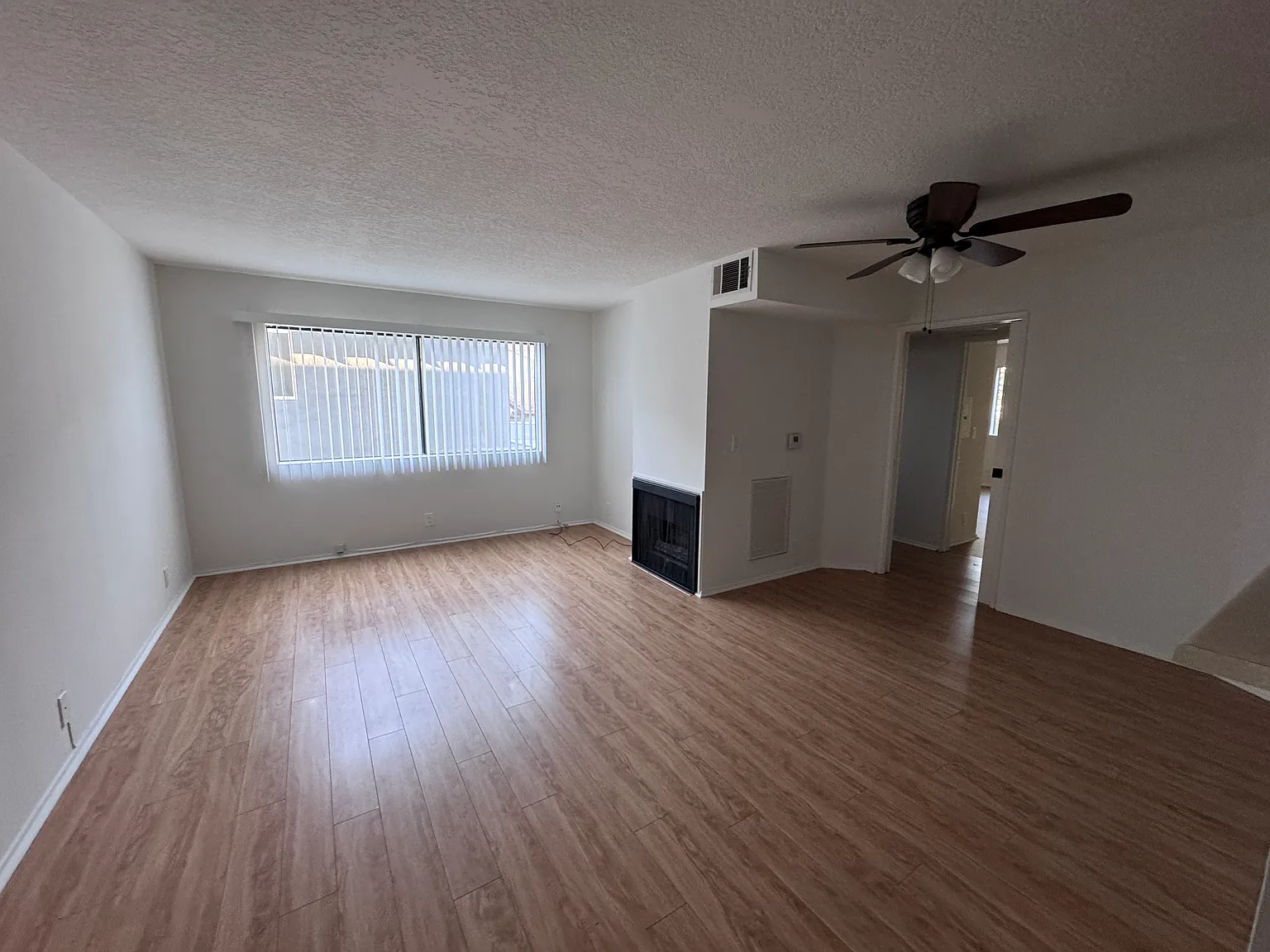 4434 Fulton Ave — Photo 4