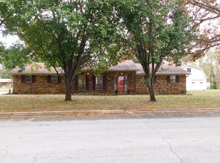 908 Wildwood Rd SW, Decatur, AL 35601