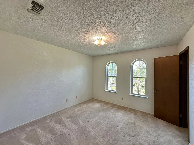 1602 Becker Dr — Photo 27