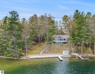 789 Lake George Trl, Traverse City, MI, 49696